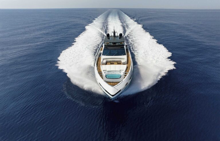 4_Mangusta_GranSport_33_4_running