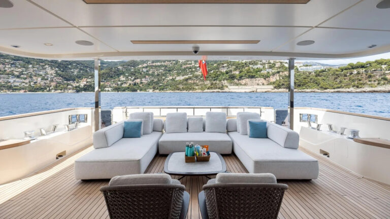 Custom-Line-37-m-Eros-est-1