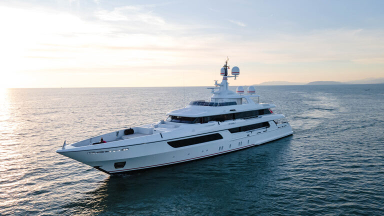 LEGACY 55 m Codecasa profilo