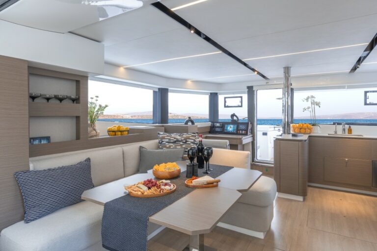 Leopard Catamarans 46 (5)