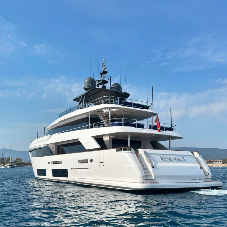 Renewal 3 Custom line Erman Ultimo Yachts