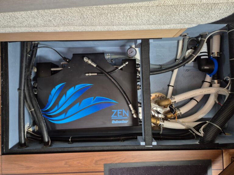 Ice Yachts Schenker Zen