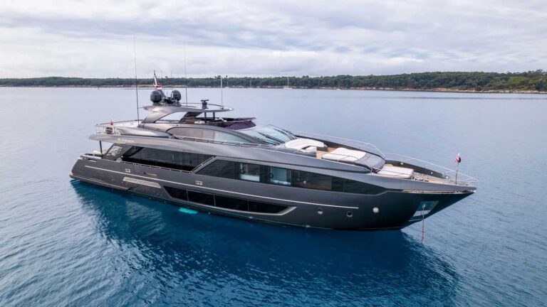 Onyx Riva 34 m