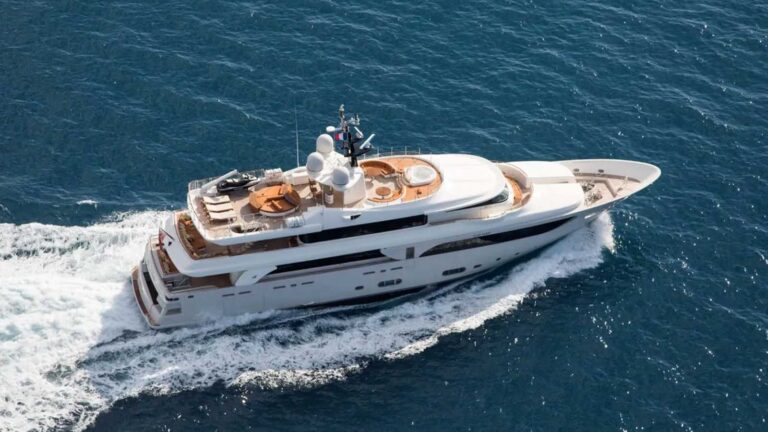 Polaris Crn 43 m dall’alto