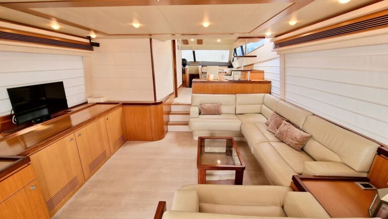 Occhi Verdi Ferretti 861 2006