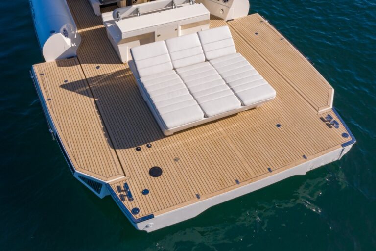 Anvera-luxury-tender (4)