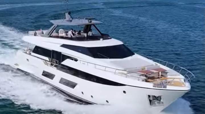 Tanager, Ferretti 29 m serie 920