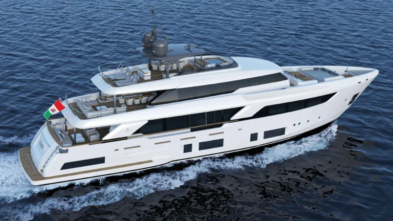 Euphoria Custom Line 37 m profilo