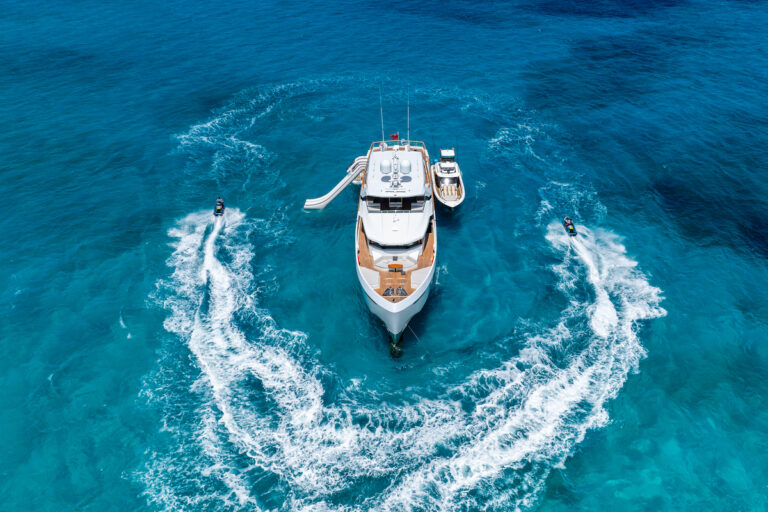 Numarine Charter Club