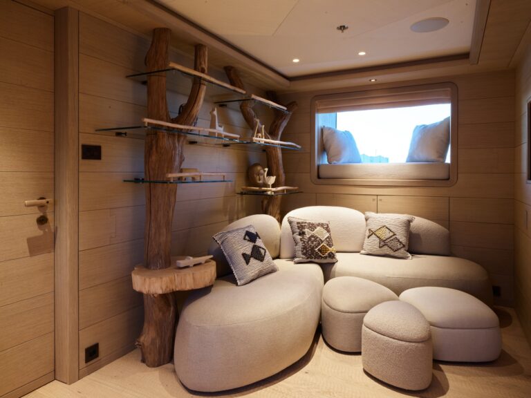 Family playroom – tree of life by Hidden Gems