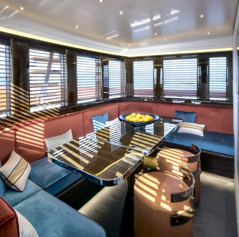 Picchiotti_gentleman24_08