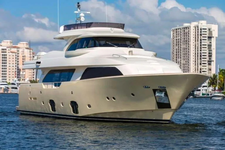 SLAINTE III-Ferretti