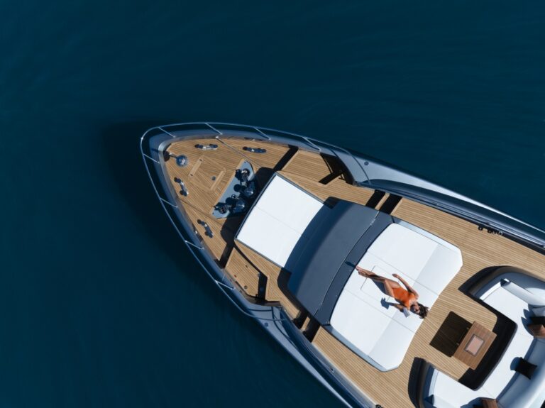 Riva 112′ Dolcevita Super (18)
