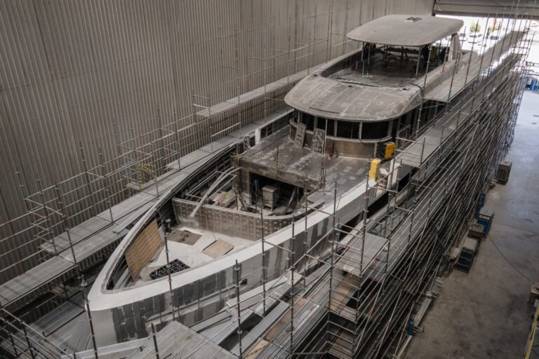 Sirena Marine 42M (1)