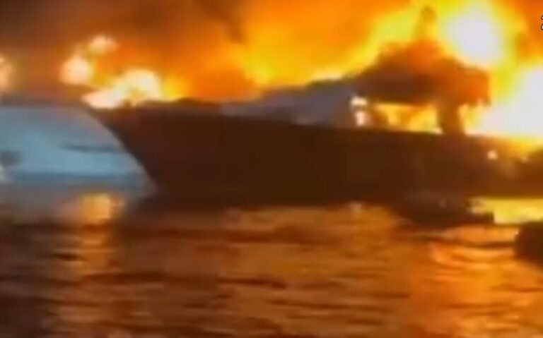 Incendio Zea Marina – Pireo
