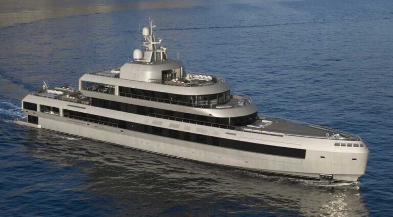 Admiral 72 M Armani profilo –