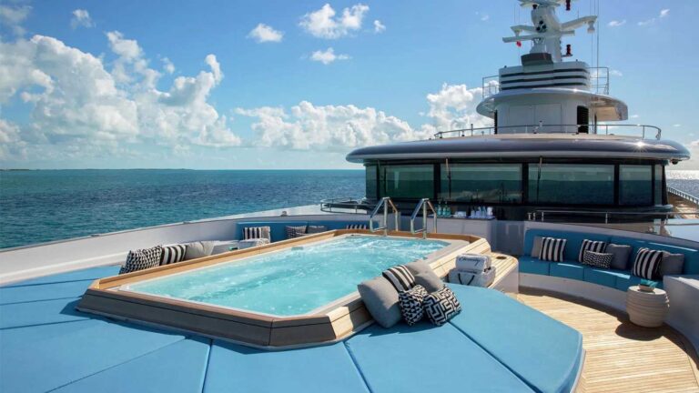 ETERNITY Codecasa 65 m- esterni moravia –