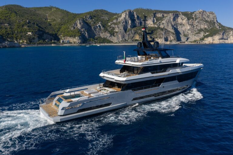 Columbus Crossover 42 Big Naan