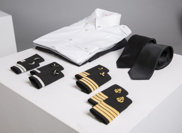 Floating Life uniformi (4)