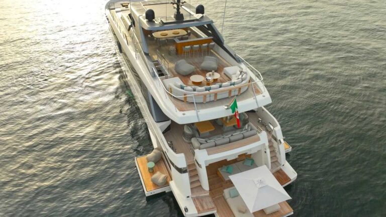 Sanlorenzo aleden-decks-fraser –