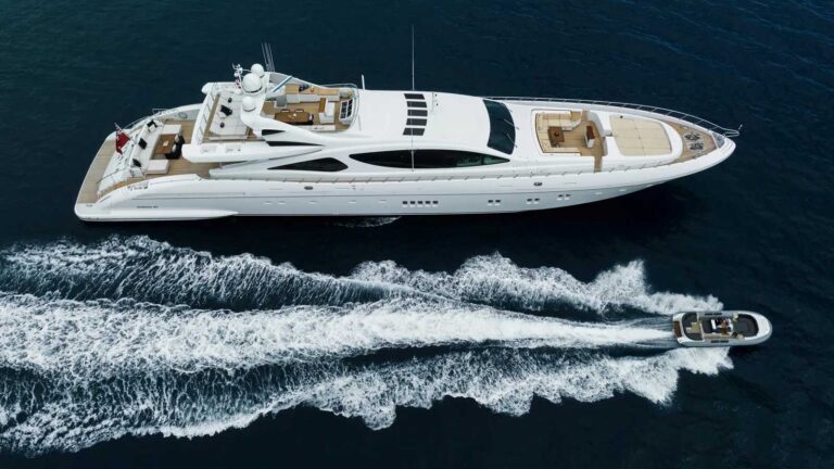 Mangusta royale-x-exterior –