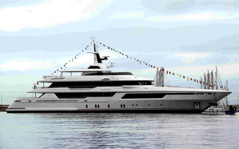 CODECASA 57 -COSTR. F81 – m.y. LEGACY 4 IL VARO