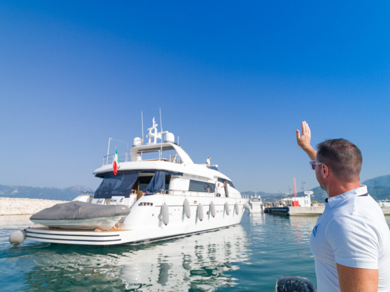 Marina D_Arechi_ormeggiatori