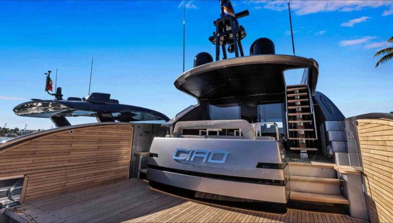 Pershing 24 m Ciao da poppa –