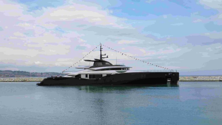 Isa Yachts Sea Raider X –