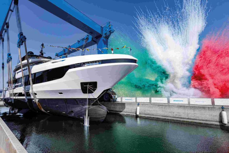 Mangusta_Oceano 44-7_Launched –