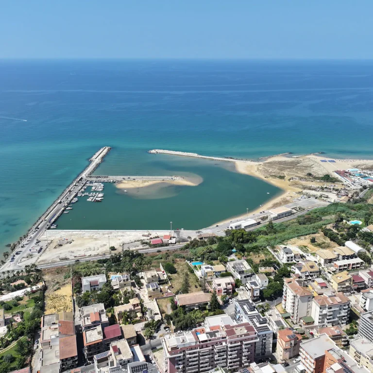 Porto di Gela