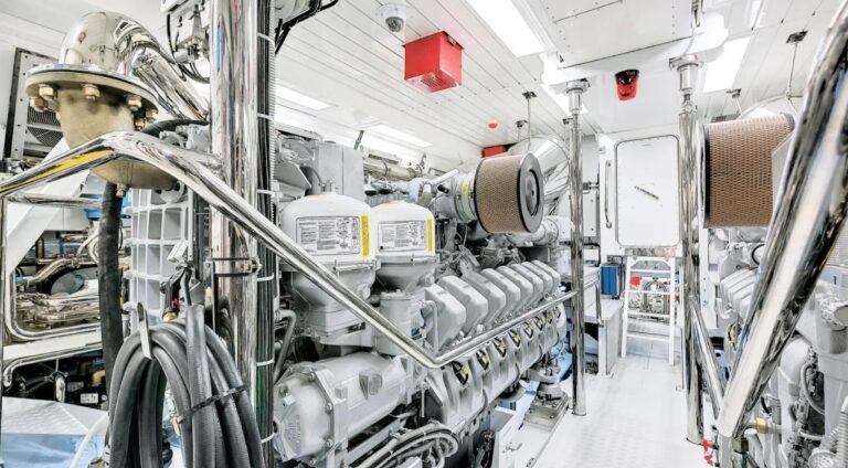 Rolls Royce – Overmarine – NautiQ Bridge 1 –