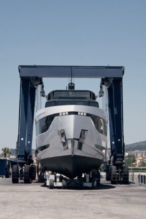 002_Arcadia Yachts_A80 #02