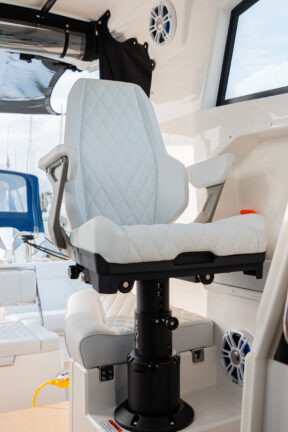 Helmaster Seats for Coxswain & Navigator