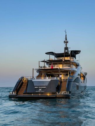 – Isa Yachts 4
