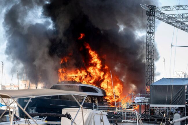 azimut magellano 25