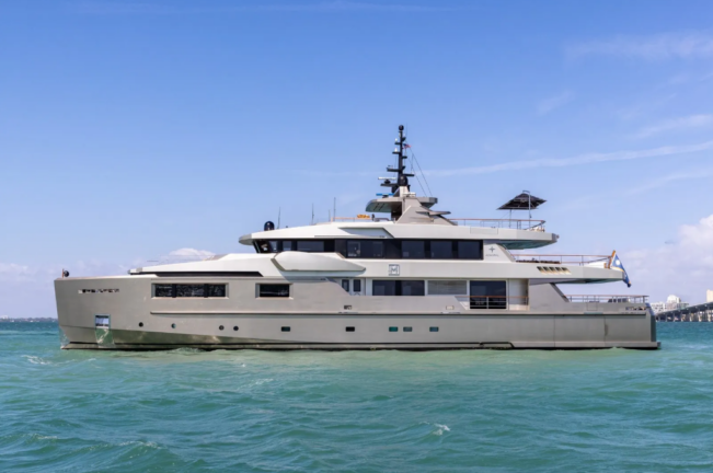 Admiral Maverick 40m