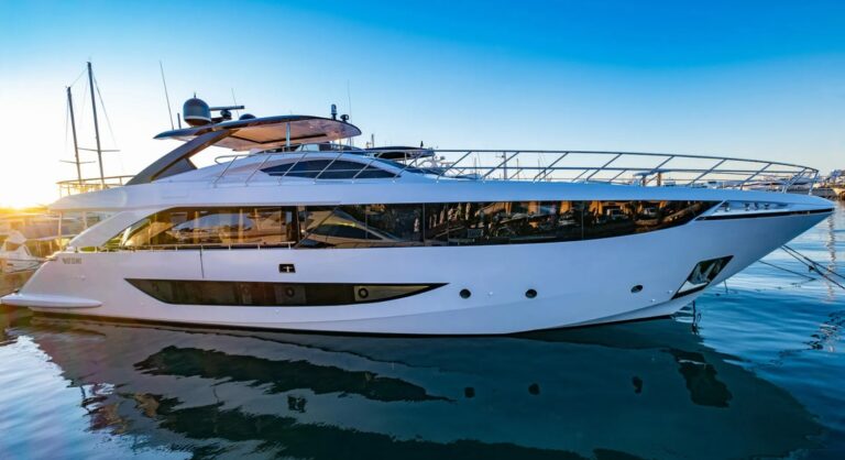 Amer F100 Amer Yachts –