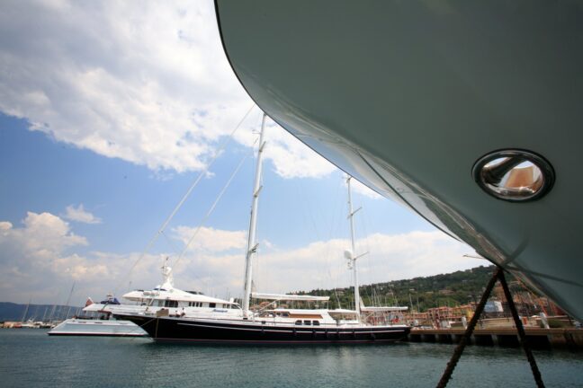 P_maxi yacht 2